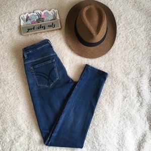 WILLIAM RAST Mid-rise Slim Leg Jeans